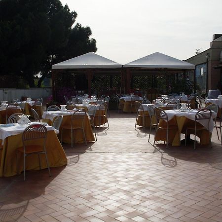 Villa Eur Parco Dei Pini Rom Exteriör bild